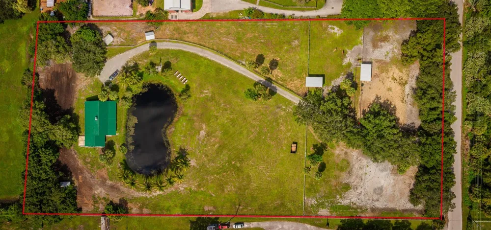 4300 Vinkemulder Road Coconut Creek, FL 33073