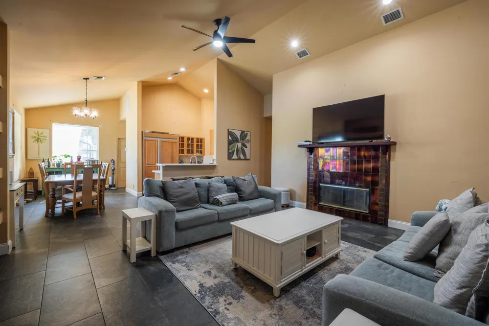 4300 Vinkemulder Road Coconut Creek, FL 33073