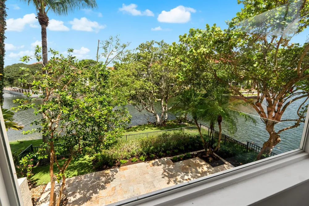 5158 MAJORCA CLUB DRIVE Boca Raton, FL 33486