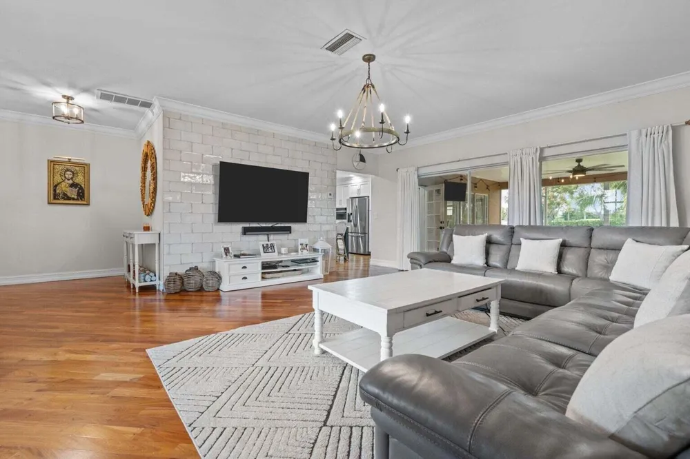 3929 LOWSON BOULEVARD Delray Beach, FL 33445
