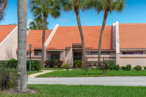 3504 SE SANDPIPER COURT