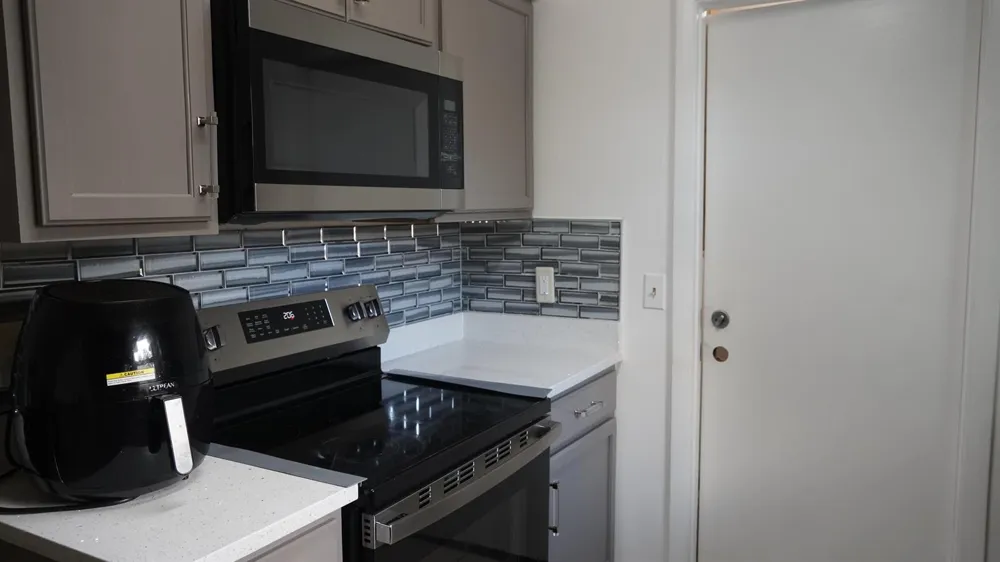5805 BOSQUE LANE West Palm Beach, FL 33415