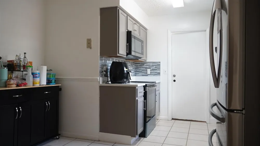 5805 BOSQUE LANE West Palm Beach, FL 33415