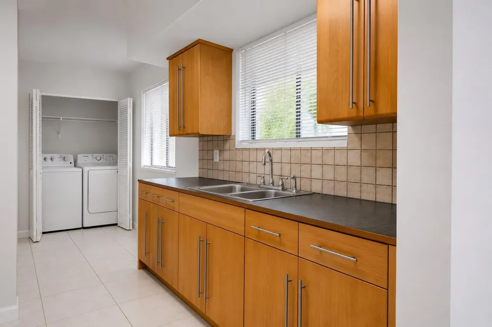 9816 NW 36th Street #6D Sunrise, FL 33351