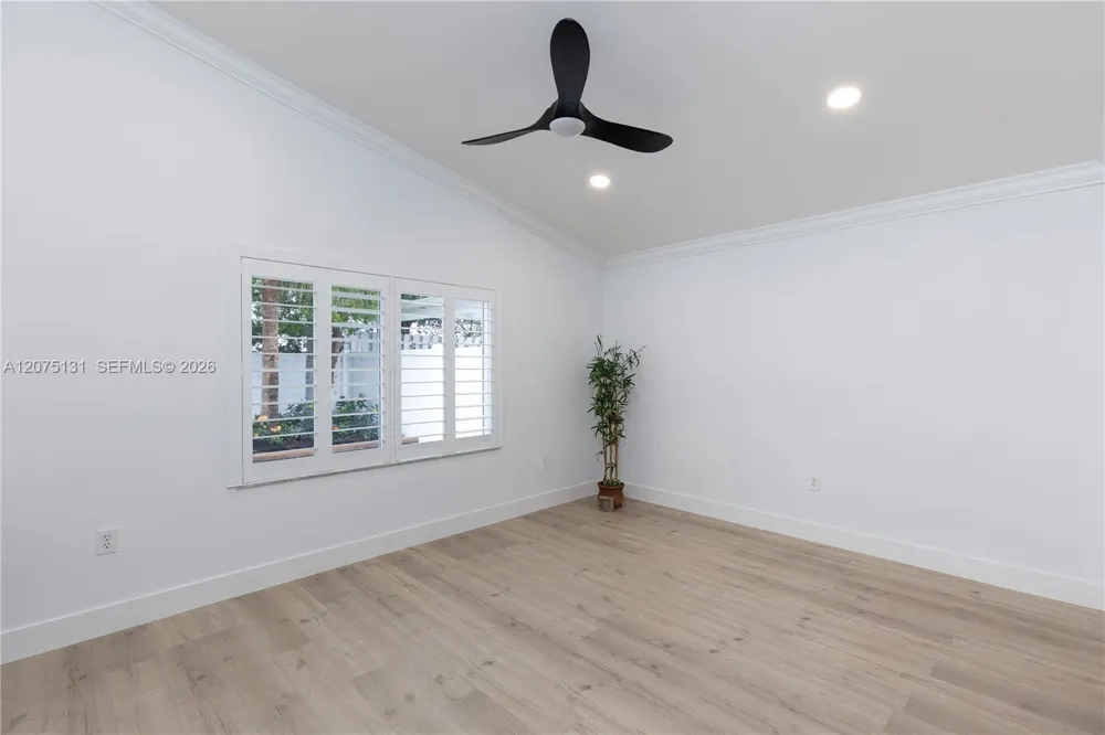 46 Gables Blvd Weston, FL 33326