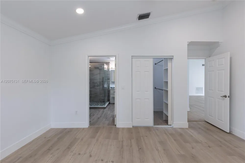 46 Gables Blvd Weston, FL 33326