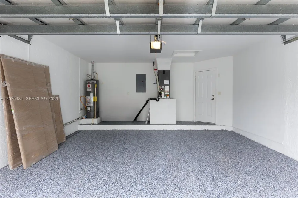 46 Gables Blvd Weston, FL 33326