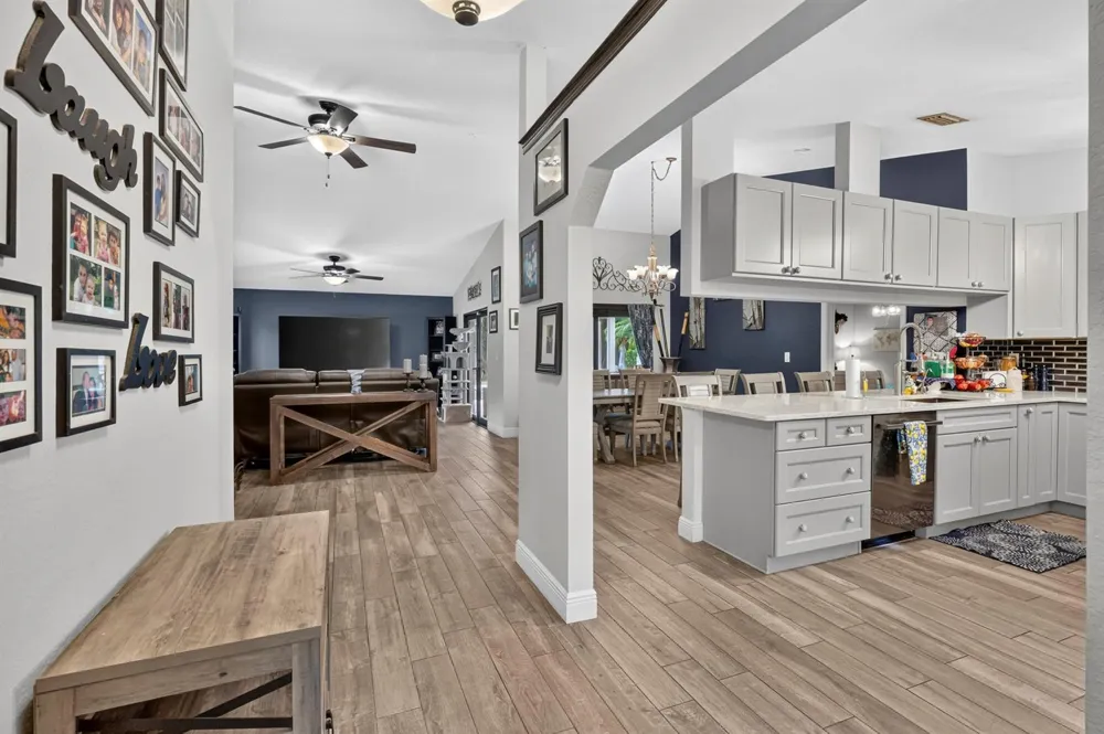 18842 91st Place Loxahatchee, FL 33470