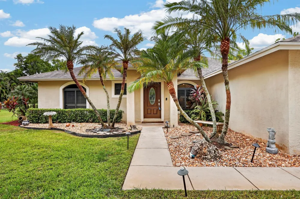 18842 91st Place Loxahatchee, FL 33470
