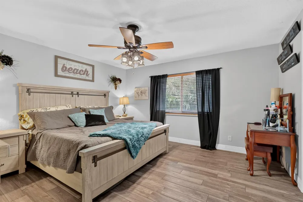 18842 91st Place Loxahatchee, FL 33470