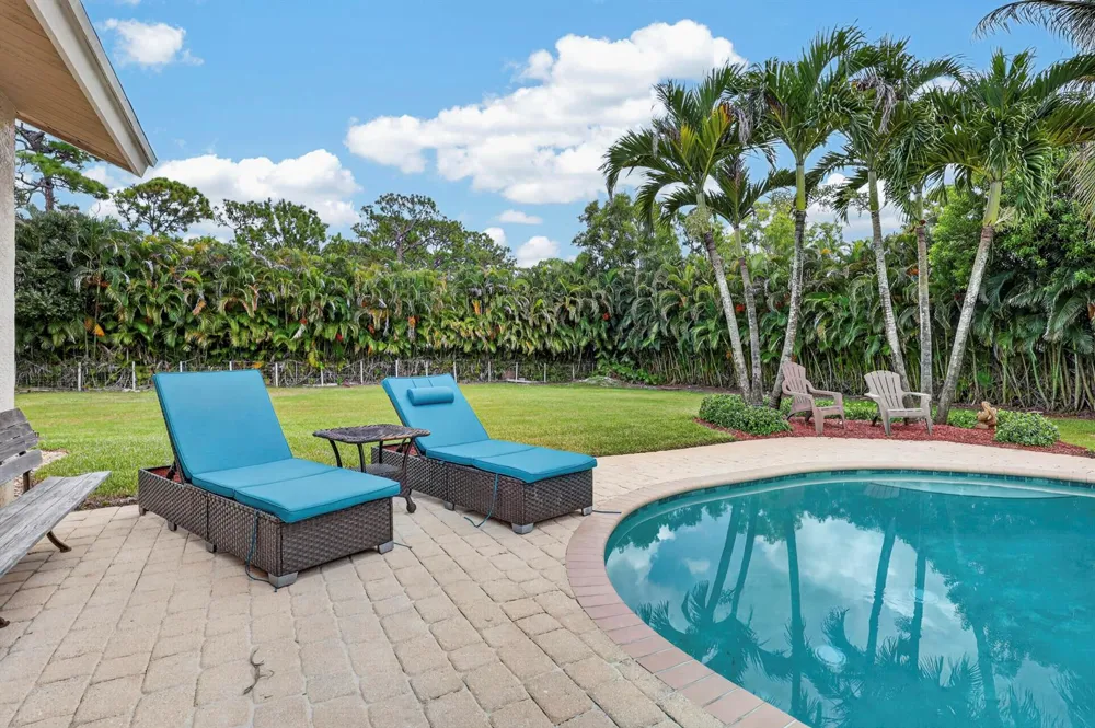 18842 91st Place Loxahatchee, FL 33470