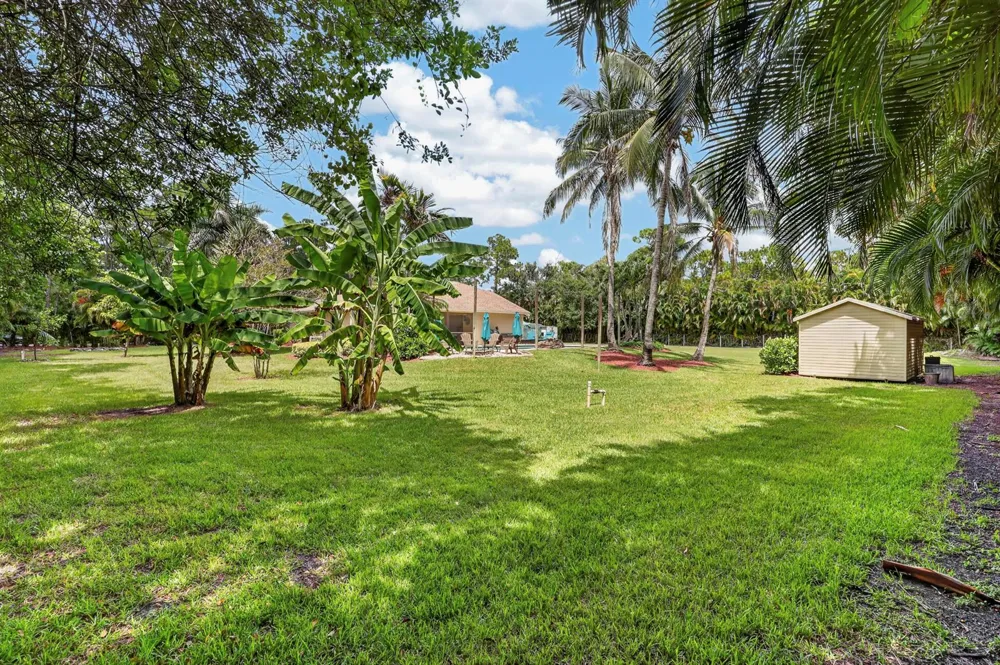 18842 91st Place Loxahatchee, FL 33470