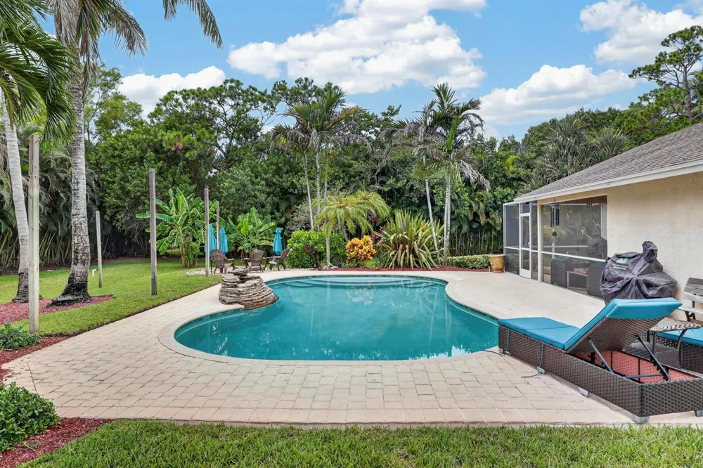 18842 91st Place Loxahatchee, FL 33470