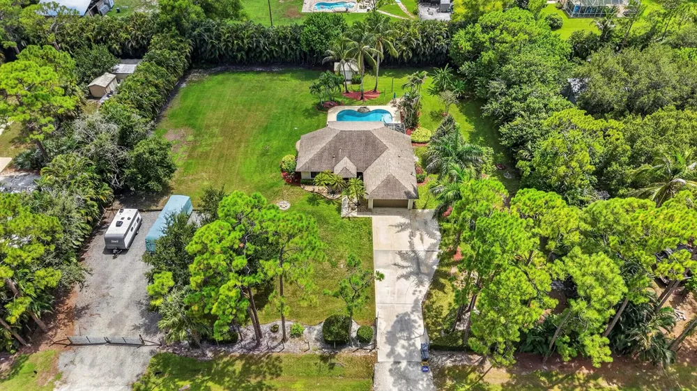 18842 91st Place Loxahatchee, FL 33470