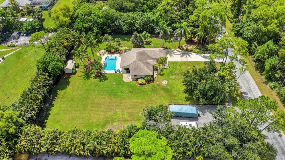 18842 91st Place Loxahatchee, FL 33470