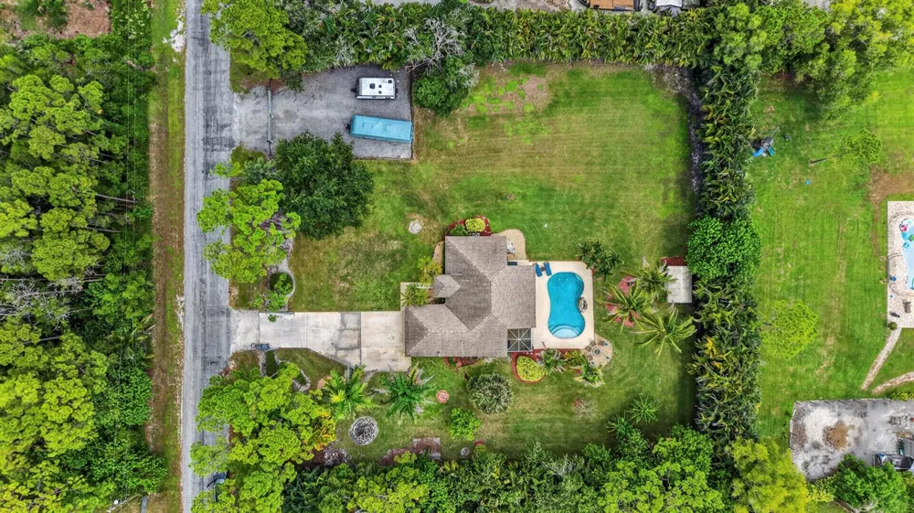 18842 91st Place Loxahatchee, FL 33470