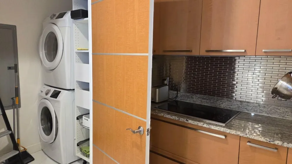 15811 COLLINS AVENUE #3807 Sunny Isles Beach, FL 33160