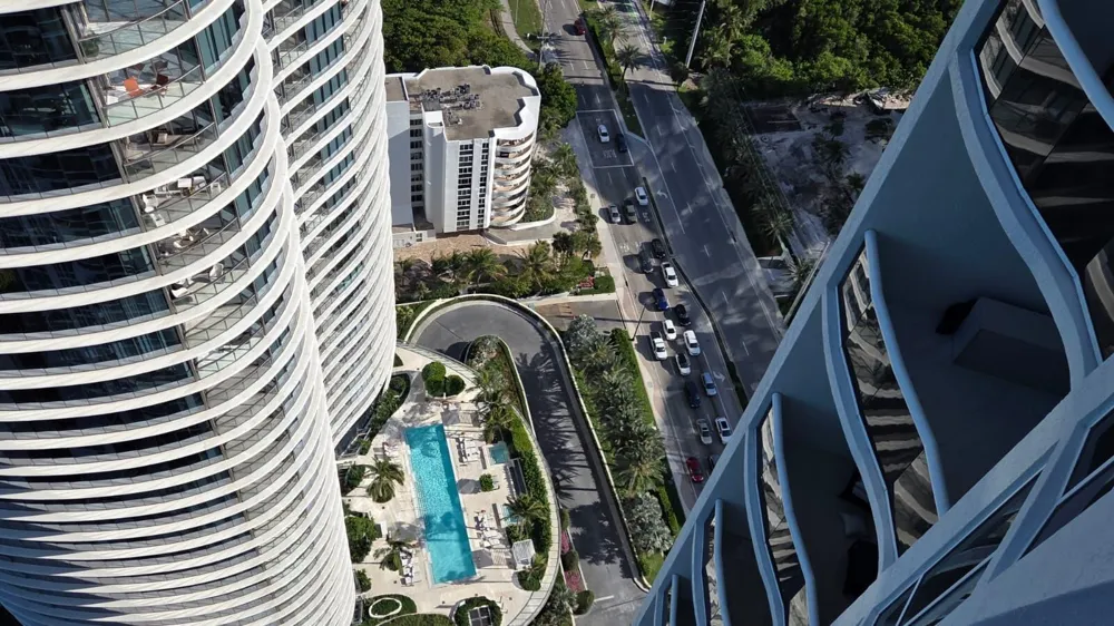 15811 COLLINS AVENUE #3807 Sunny Isles Beach, FL 33160