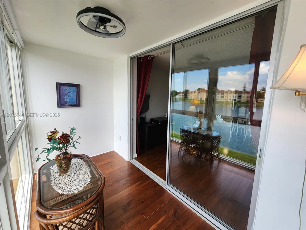 2801 Pine Island Rd #208 Sunrise, FL 33322