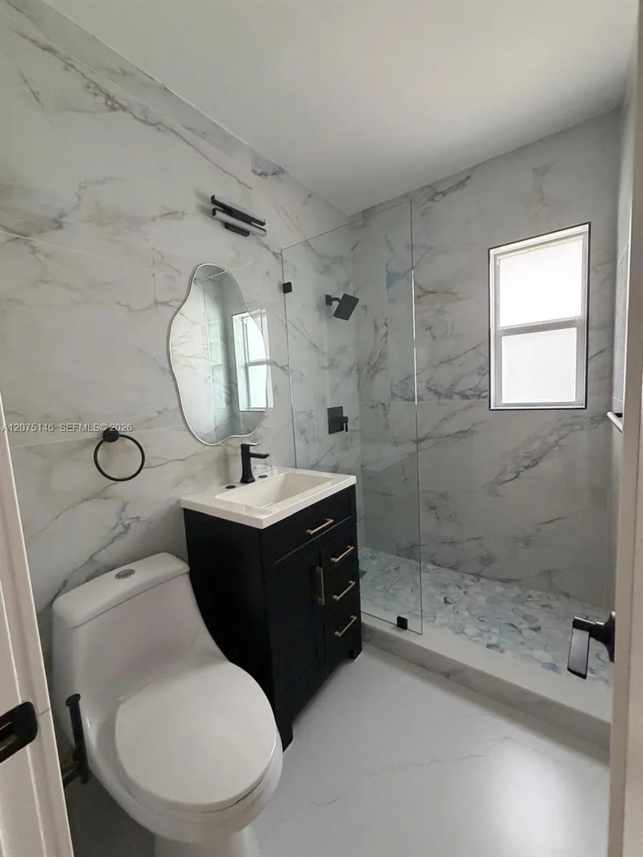736 NE 92nd St #2K Miami Shores, FL 33138