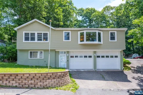 335 Elmira Trail