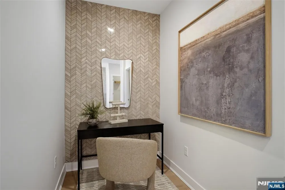 3 Pimlico Place Oakland, NJ 07436