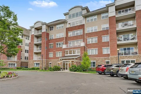 2116 Warrens Way