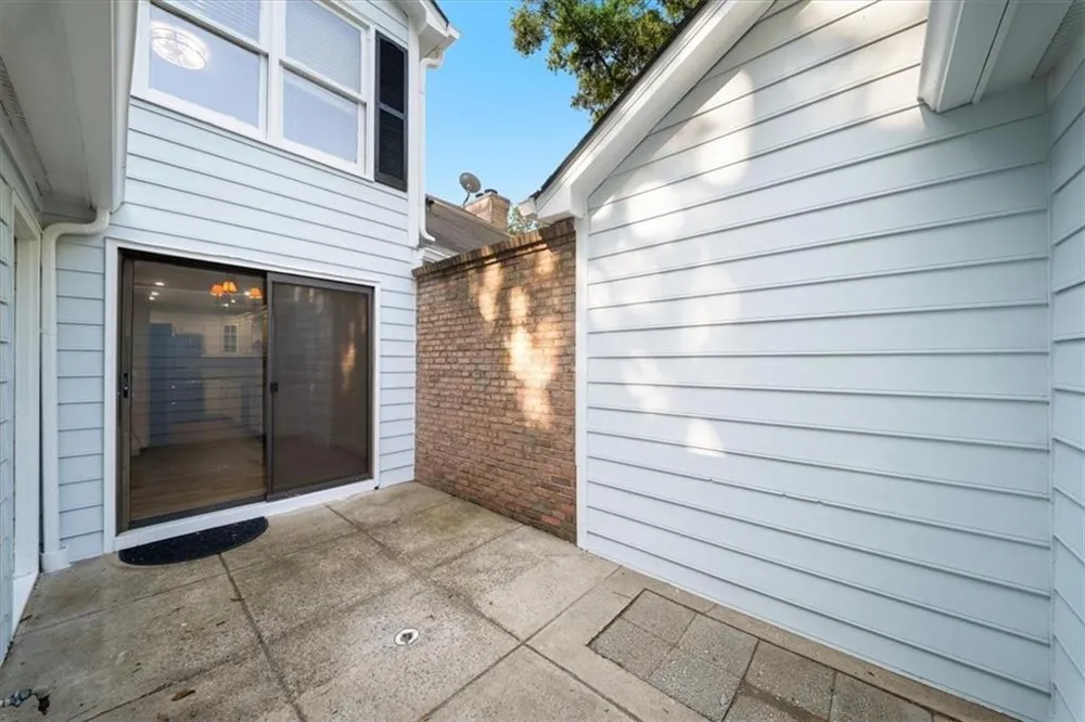 110 Great Oaks Lane Roswell, GA 30075
