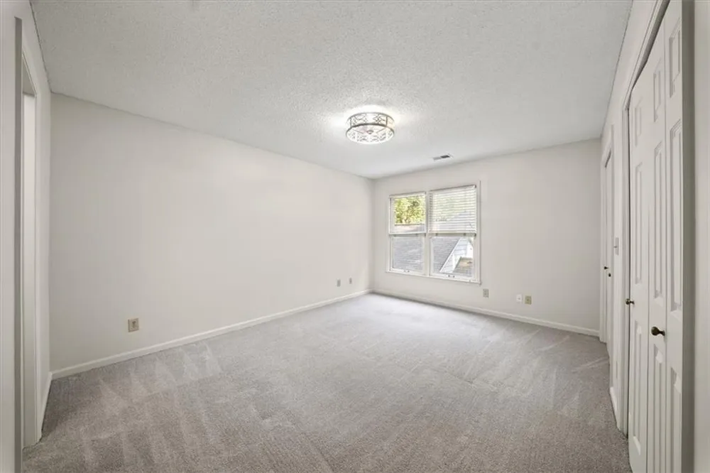 110 Great Oaks Lane Roswell, GA 30075