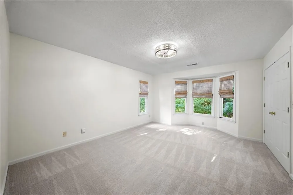 110 Great Oaks Lane Roswell, GA 30075