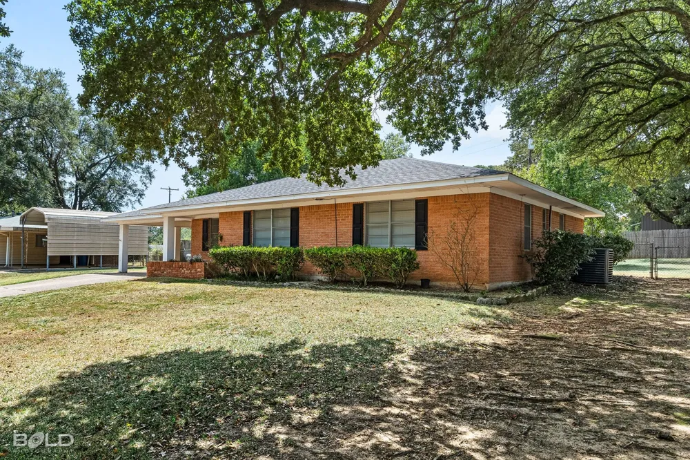 911 Nella Street Minden, LA 71055