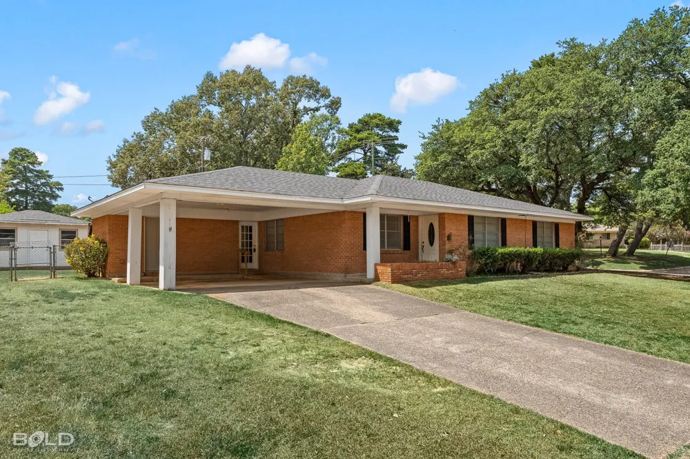 911 Nella Street Minden, LA 71055