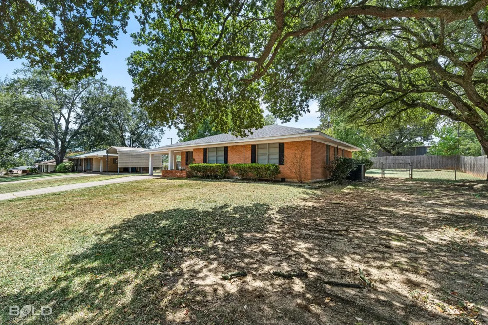 911 Nella Street Minden, LA 71055