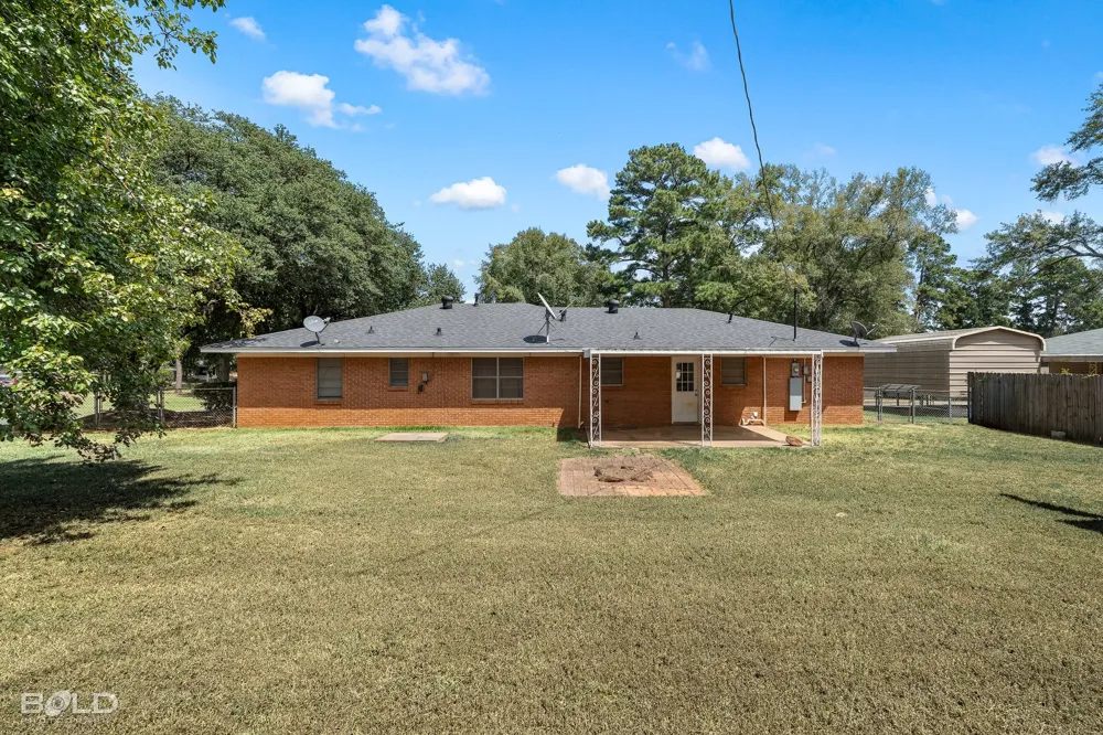 911 Nella Street Minden, LA 71055