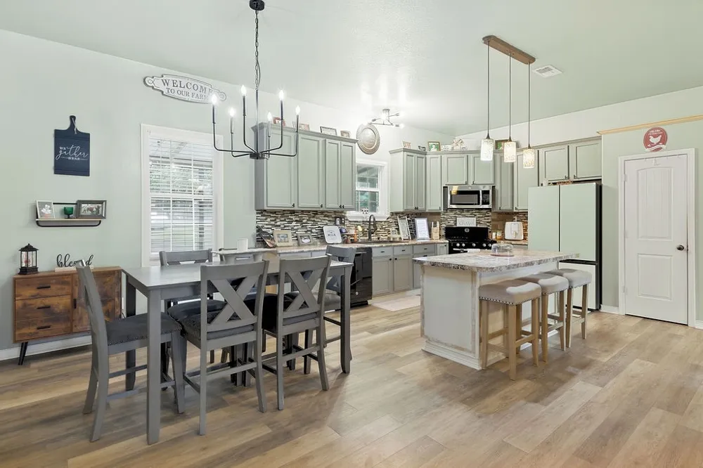 339 H Williams Road Gilmer, TX 75645