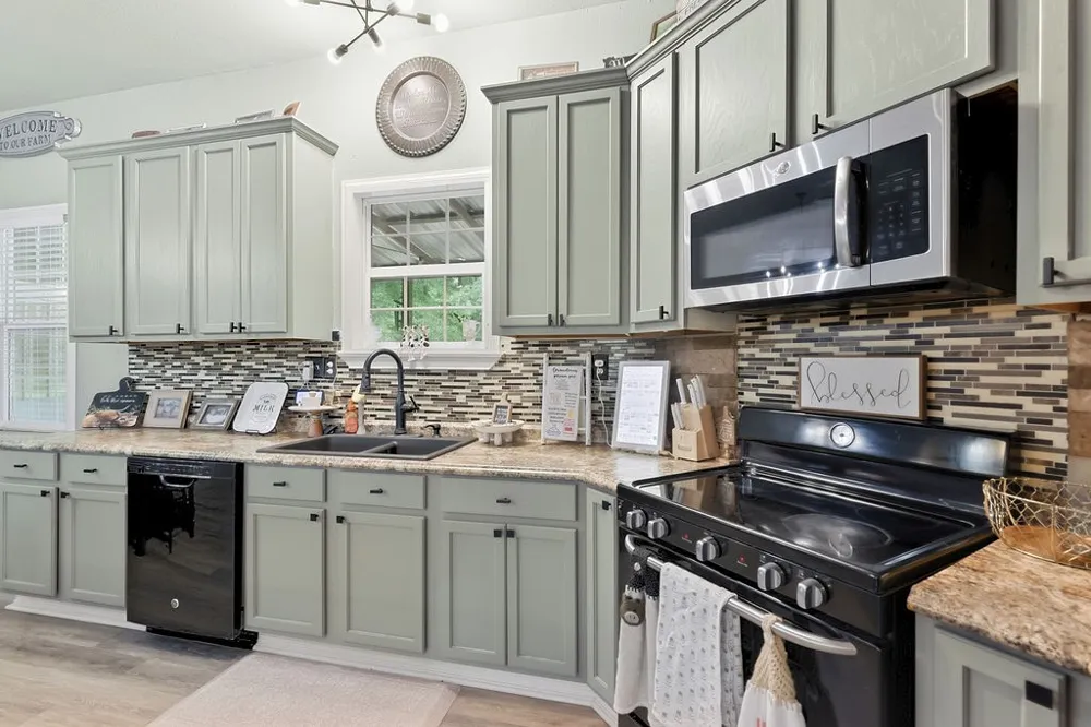 339 H Williams Road Gilmer, TX 75645