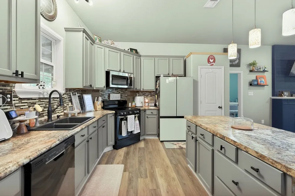 339 H Williams Road Gilmer, TX 75645