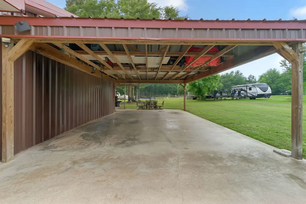339 H Williams Road Gilmer, TX 75645