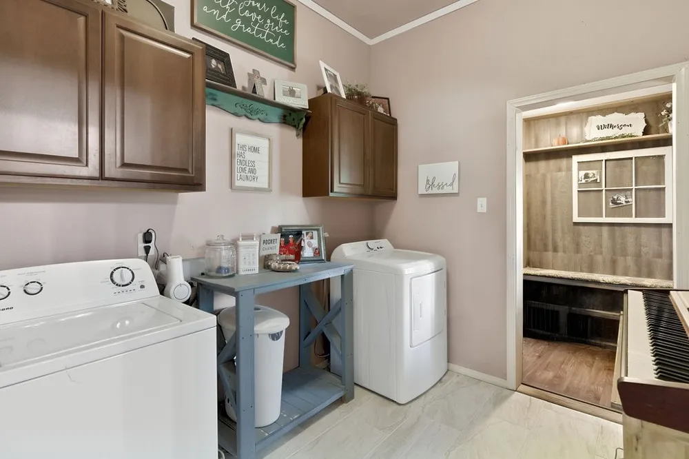 339 H Williams Road Gilmer, TX 75645