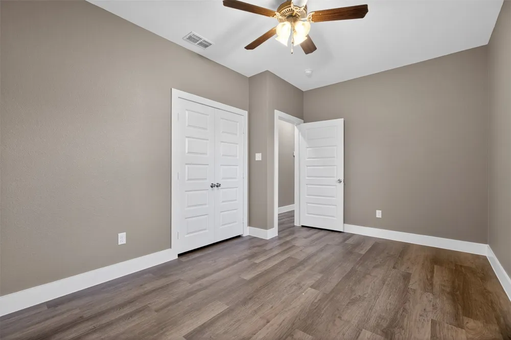 512 SW 15th Street Mineral Wells, TX 76067