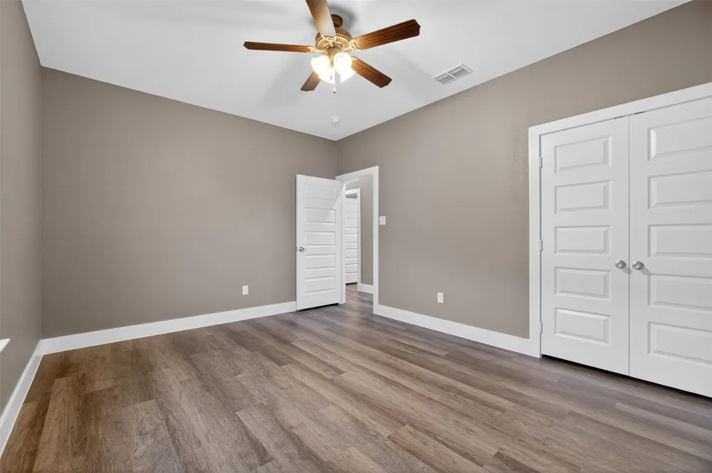 512 SW 15th Street Mineral Wells, TX 76067