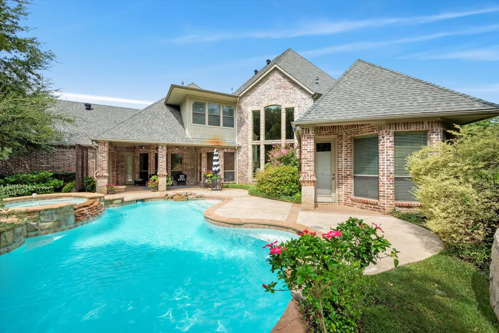 205 Raintree Court Colleyville, TX 76034