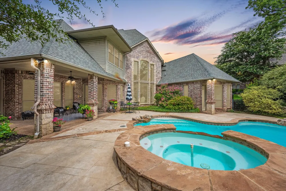 205 Raintree Court Colleyville, TX 76034