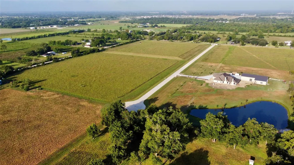 16422 Adlong School Rd Crosby, TX 77532