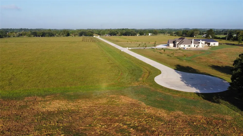 16422 Adlong School Rd Crosby, TX 77532