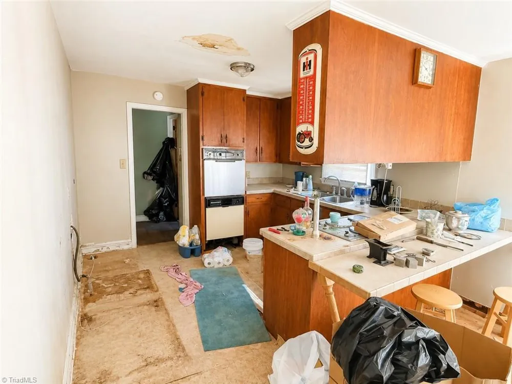 2725 Nc Highway 109 Troy, NC 27371