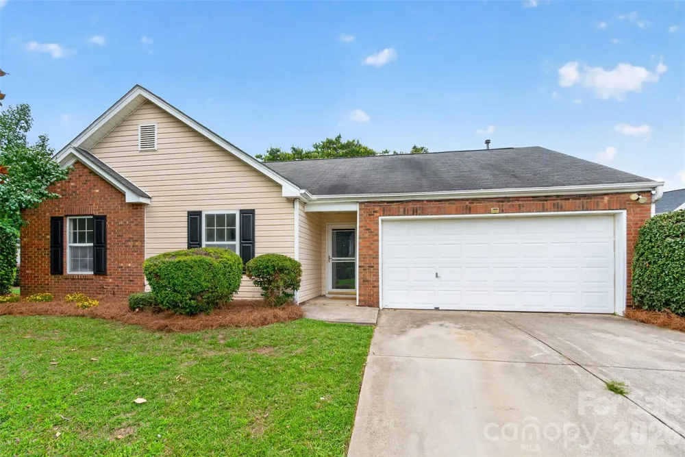 5733 Cardington Court Charlotte, NC 28216