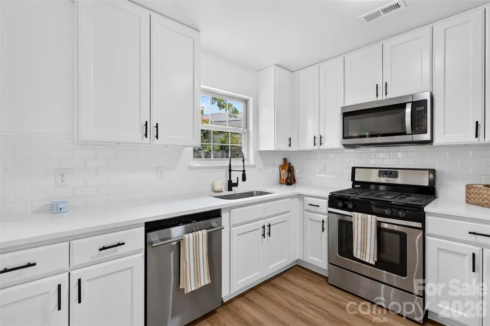 5733 Cardington Court Charlotte, NC 28216