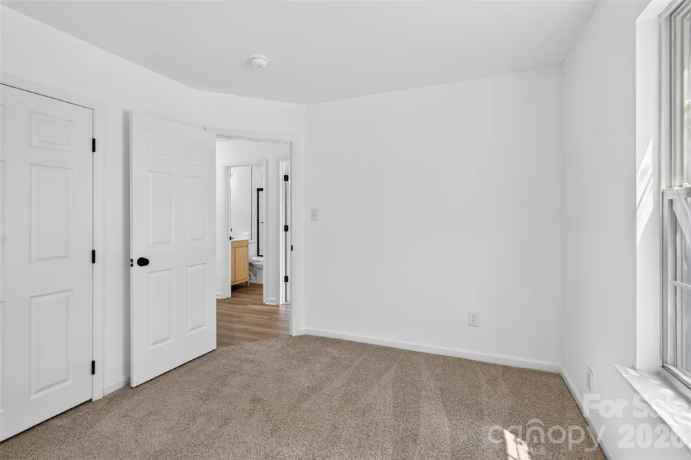 5733 Cardington Court Charlotte, NC 28216