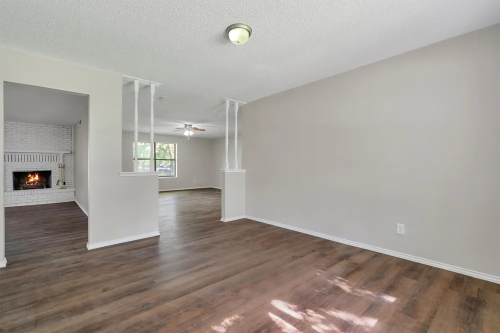 209 Mistletoe Lane Keene, TX 76059
